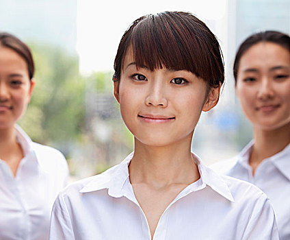 做鐘點(diǎn)工多少錢一小時(shí)？了解鐘點(diǎn)工薪資趨勢，找到理想的工作