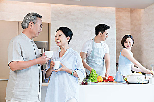 家政網(wǎng)站要多少錢？全方位解析家政服務(wù)平臺(tái)的費(fèi)用與價(jià)值