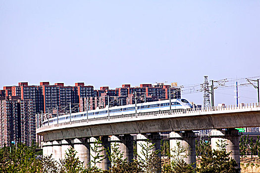 成都請(qǐng)半天保姆多少錢？為你揭開(kāi)背后的市場(chǎng)價(jià)格與服務(wù)內(nèi)幕