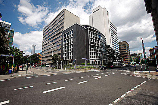 蚌埠月嫂多少錢一個月？了解月嫂服務(wù)市場價格與選擇技巧