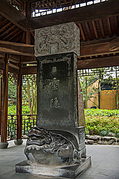 光做飯的保姆多少錢(qián)？揭秘現(xiàn)代家庭對(duì)“做飯保姆”服務(wù)的需求與選擇