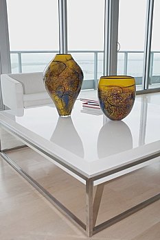 白班保姆北京多少錢(qián)？家庭保姆服務(wù)費(fèi)用大解析
