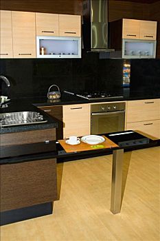 開(kāi)個(gè)刀廠多少錢投資？揭開(kāi)刀具行業(yè)的財(cái)富奧秘