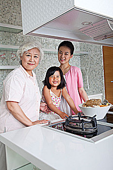 小的家政公司多少錢？選擇家政服務(wù)，如何做到性價比最高？