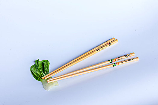 沈陽育兒嫂月薪揭秘：高質(zhì)量育兒服務(wù)為您的寶寶成長(zhǎng)護(hù)航