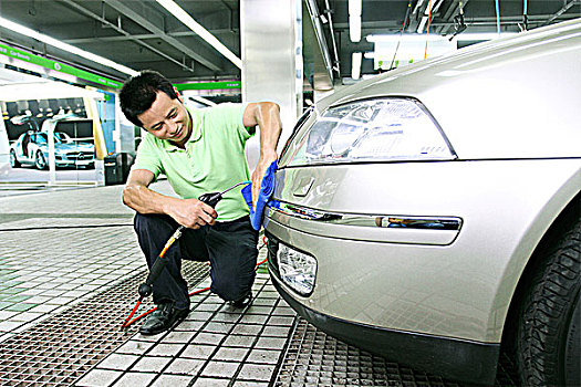 《急先鋒電影虧損揭秘：背后的原因與深度分析》