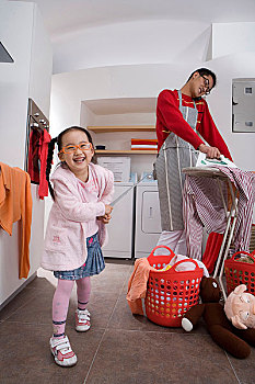 上海浦東家政電話是多少？讓我們?yōu)槟峁I(yè)的家政服務(wù)