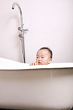 月嫂服務(wù)在上海：選擇合適的月嫂，給寶寶和媽媽最貼心的照顧