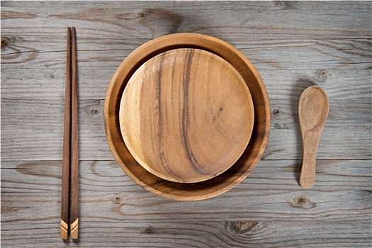 深圳月嫂多少錢？高品質(zhì)月嫂服務(wù)的價(jià)格與選擇指南