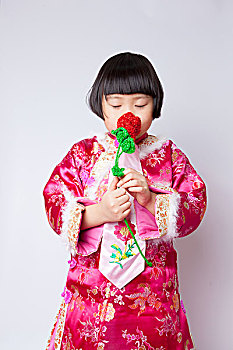 西安嬰幼兒保姆多少錢？讓您輕松找到優(yōu)質保姆服務！