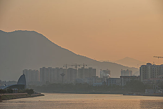 北京找個保姆多少錢？揭秘北京保姆市場的價格與選擇