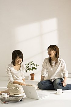 浦東阿姨工資多少？一位普通家庭幫傭的背后故事