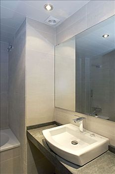 濟(jì)寧護(hù)工多少錢？探尋濟(jì)寧護(hù)工服務(wù)市場，您值得了解的那些事