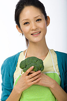 醫(yī)院護工多少錢一天？了解護理費用，輕松選擇專業(yè)服務(wù)！
