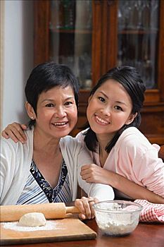 保姆多少錢(qián)一個(gè)月住家？帶你了解家政服務(wù)的真實(shí)價(jià)格與選擇指南