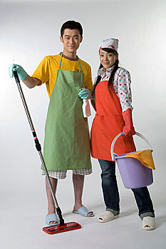深圳請(qǐng)鐘點(diǎn)保姆多少錢(qián)？揭開(kāi)家庭護(hù)理服務(wù)背后的價(jià)格秘密