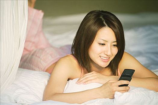 天津護工服務(wù)價格及選擇指南——為您的親人提供專業(yè)護理