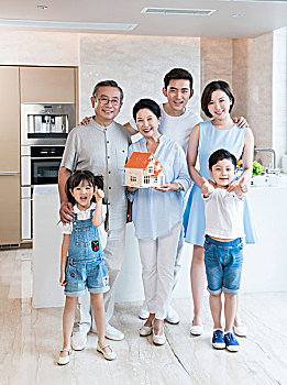 北京育兒保姆多少錢？揭秘價(jià)格與選擇的智慧