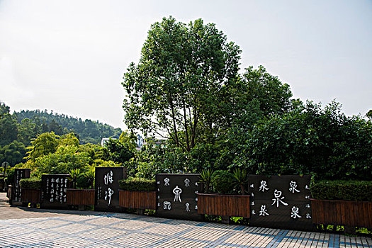 南通住家保姆多少錢？揭秘價格背后的價值與服務(wù)