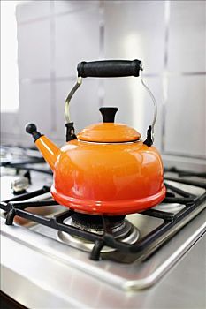 長(zhǎng)沙沙發(fā)護(hù)理多少錢(qián)一次？揭秘沙發(fā)護(hù)理的價(jià)值與效果！
