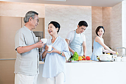 長(zhǎng)春保姆價(jià)格多少錢(qián)？選擇合適的保姆服務(wù)，您的家庭生活更輕松！