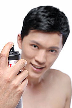 洗衣機(jī)清洗費(fèi)多少錢？揭秘洗衣機(jī)清洗的費(fèi)用與必要性