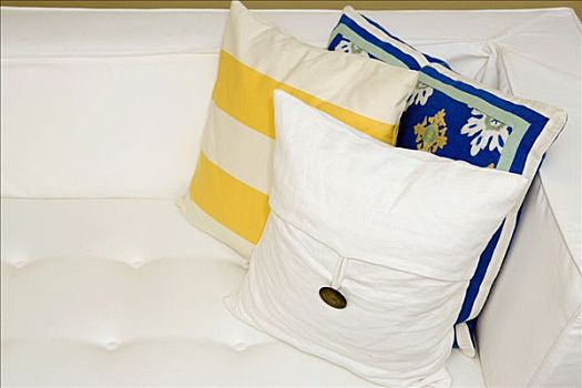 南通護(hù)工費(fèi)多少錢(qián)一天？探秘南通護(hù)工市場(chǎng)價(jià)格，帶你了解最新費(fèi)用行情