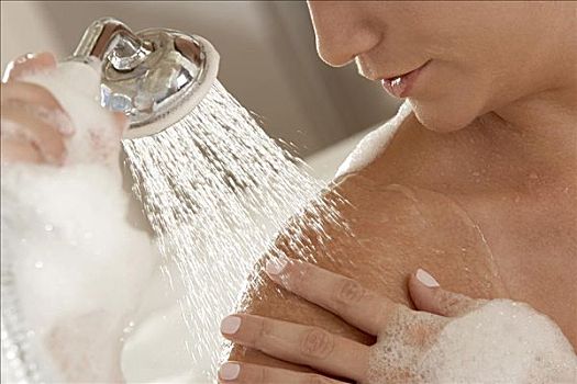 合肥催乳師學費多少錢？掌握高薪職業(yè)，成就您的未來