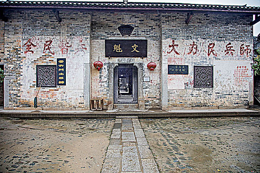 《九條命》票房驚喜：貓咪復(fù)生，電影大賣，掌握這一切背后的秘密！