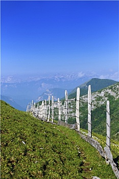 風(fēng)平浪靜多少成本？——探索生活中的寧靜之道