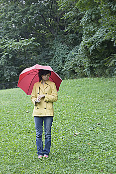 深圳羅湖保姆底薪多少？一文了解深圳保姆行業(yè)薪資內(nèi)幕