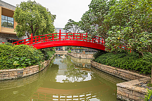 上海阿姨一個(gè)小時(shí)多少？了解上海阿姨的價(jià)值與服務(wù)背后