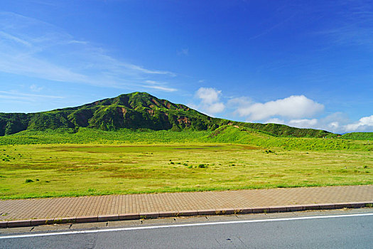 青島醫(yī)院陪護(hù)多少錢？如何選擇合適的陪護(hù)服務(wù)？