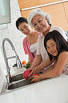 北京帶嬰幼兒工資多少？揭秘新時(shí)代職場(chǎng)父母的薪資現(xiàn)狀