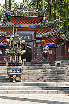 上海住家保姆價(jià)格揭秘，如何選擇合適的住家保姆服務(wù)？