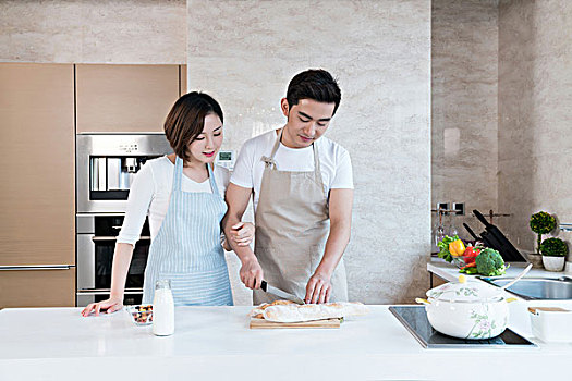 家政公司多少一個(gè)月？選擇家政服務(wù)的價(jià)格與價(jià)值分析