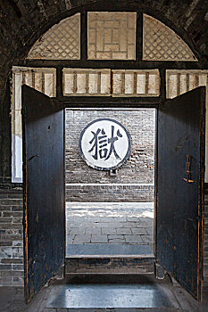 上海保姆多少錢一月？揭秘上海家政行業(yè)的價(jià)格和選擇