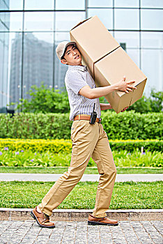 老人護(hù)工多少錢一個(gè)月？了解老人護(hù)理服務(wù)的費(fèi)用與價(jià)值