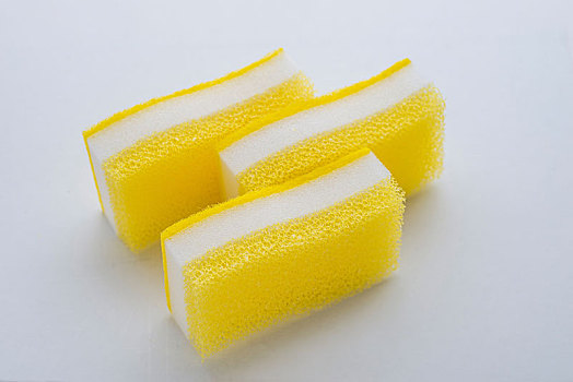 福建福州保姆價(jià)格揭秘，如何選擇性價(jià)比高的保姆服務(wù)？