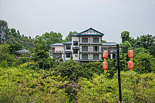 臨沂不住家保姆工資多少？揭開(kāi)這座城市家庭服務(wù)行業(yè)的薪資真相