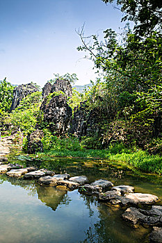 無(wú)憂(yōu)保姆中介費(fèi)多少錢(qián)？讓您輕松了解價(jià)格背后的價(jià)值
