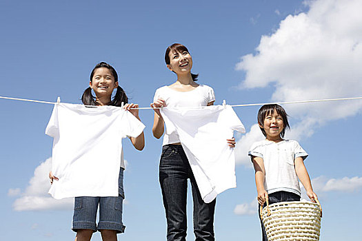 深圳伺候老人保姆多少錢？了解最新市場價(jià)格與服務(wù)詳情