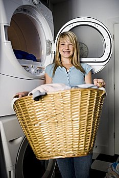 石家莊保姆帶孩子多少錢(qián)？為你解答最全的育兒服務(wù)費(fèi)用