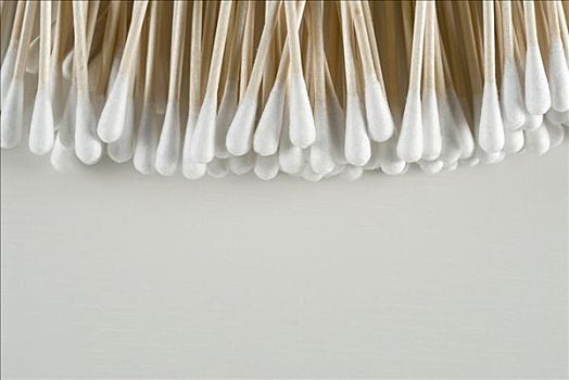 上海正規(guī)月嫂多少錢？揭開月嫂服務的真相與價格