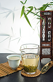 請個催奶師要多少錢？揭秘催奶師的收費(fèi)標(biāo)準(zhǔn)與服務(wù)價值！