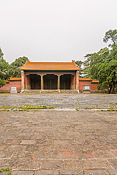 昆山請(qǐng)個(gè)保姆多少錢(qián)？了解昆山保姆服務(wù)市場(chǎng)，讓您安心放心！