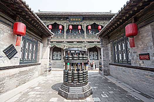 銅陵市請(qǐng)個(gè)育嬰師多少錢？你需要了解的費(fèi)用與服務(wù)詳情