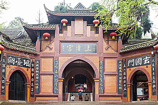 如何選擇合適的育兒師？?jī)r(jià)格如何影響您的決策