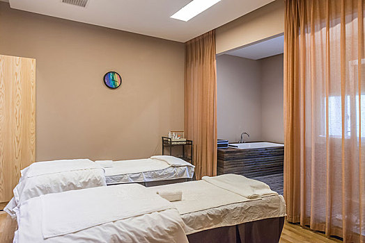 威海的住家保姆多少錢？了解住家保姆的費用和服務(wù)內(nèi)容