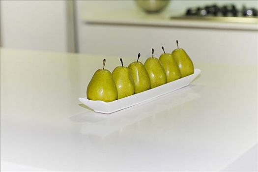 昆山保姆價(jià)格大概多少？揭秘昆山保姆服務(wù)費(fèi)用的真實(shí)情況